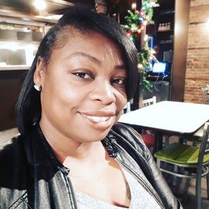 Meet your Posher, Latoya